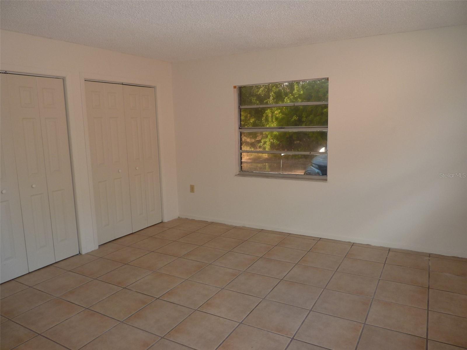 1154 Fairway Dr, FL