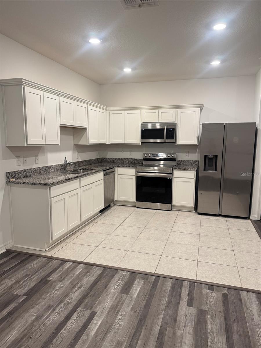 233 Mandovi Street, FL