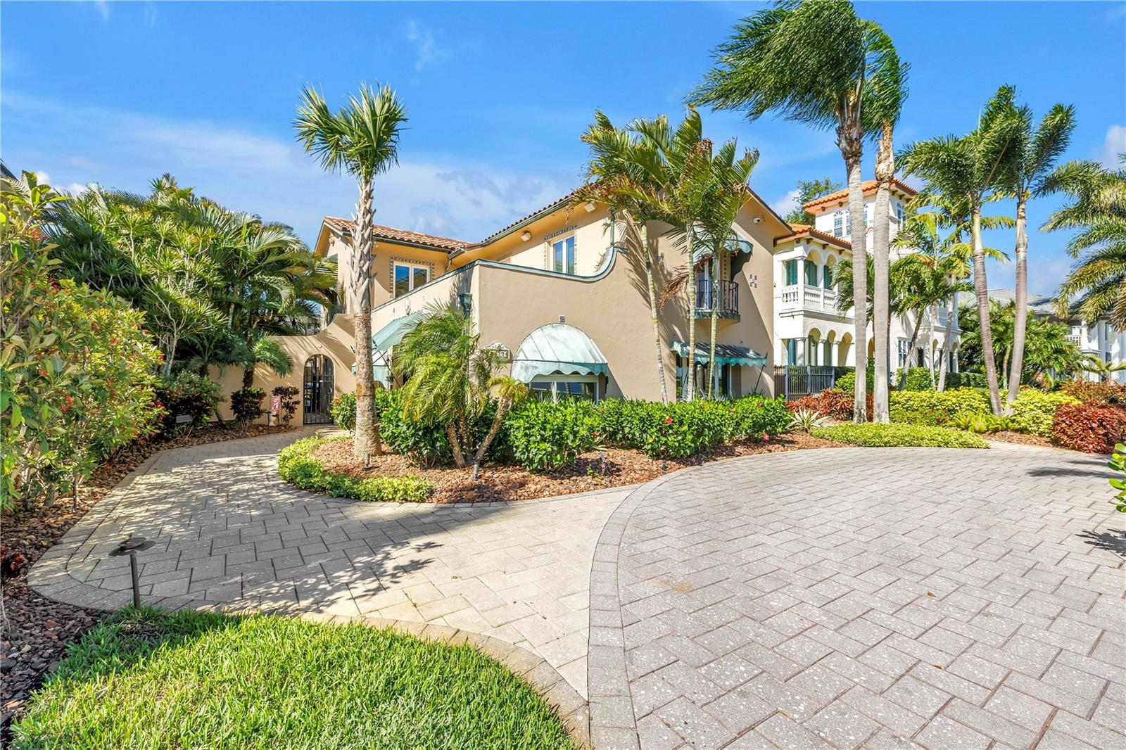 2410 Coffee Pot Boulevard, FL