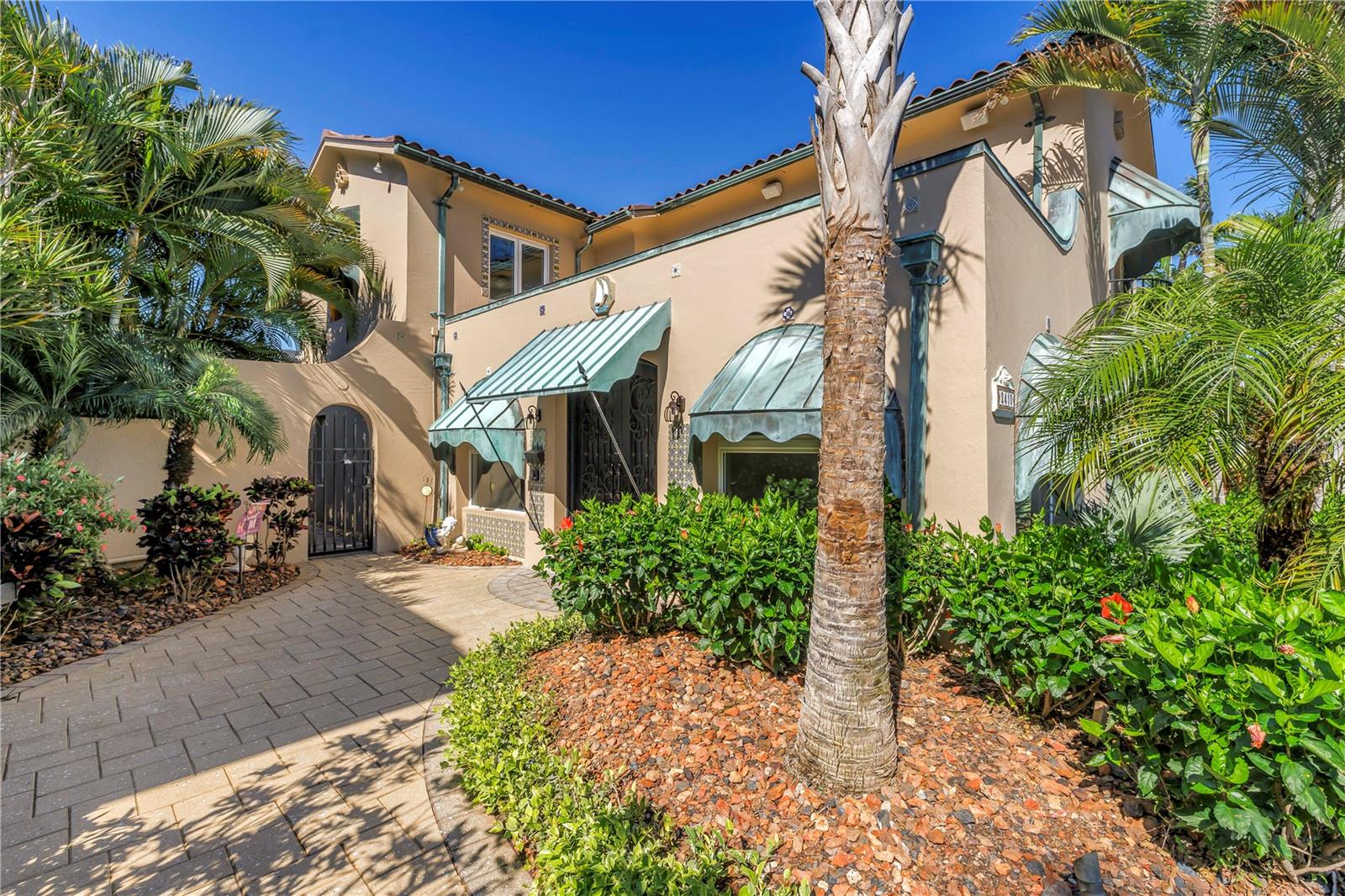 2410 Coffee Pot Boulevard, FL