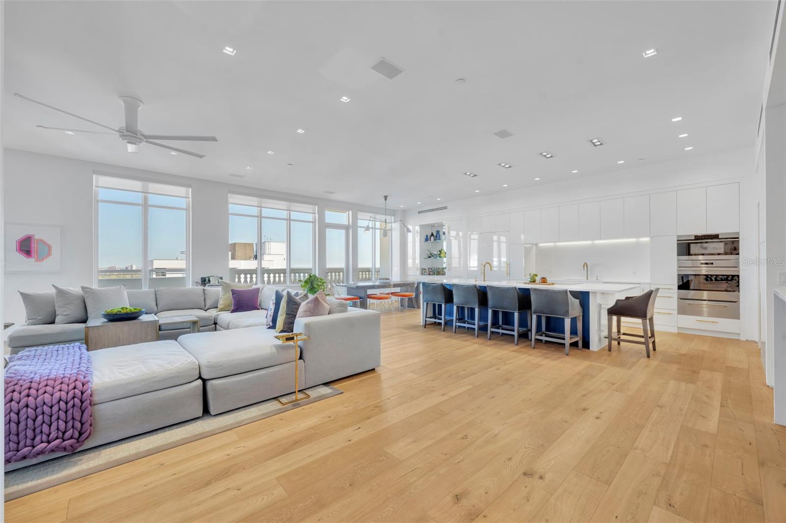 100 Eola Drive, FL