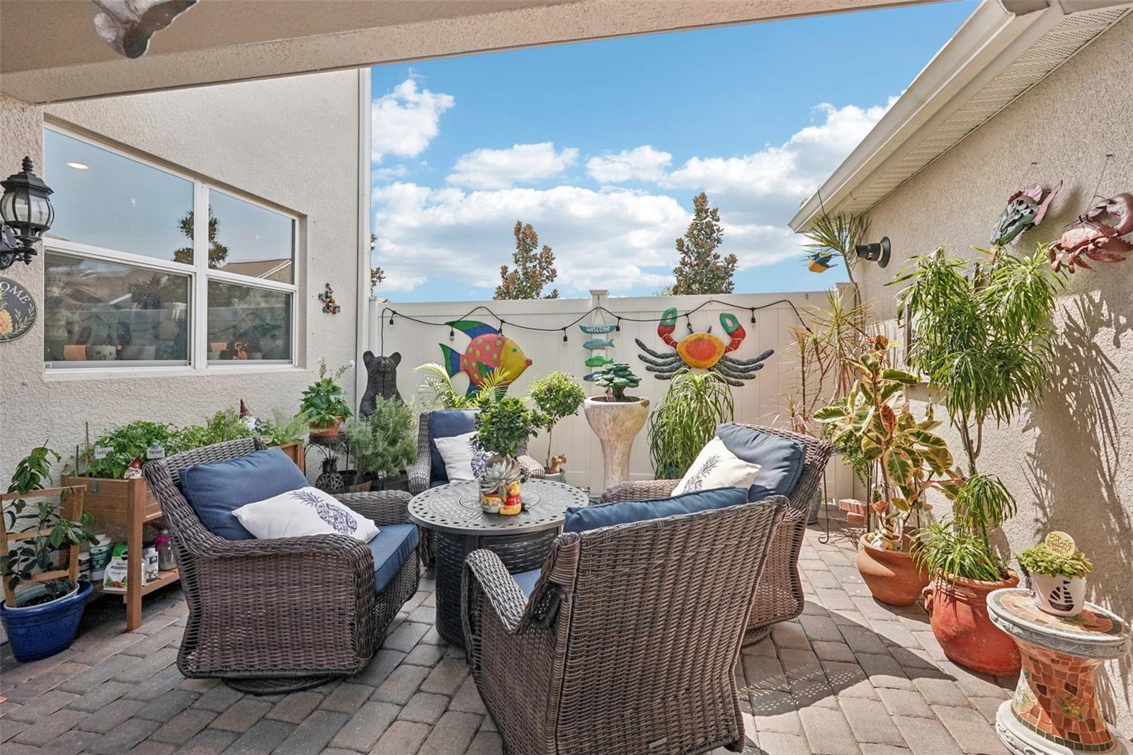 11904 Pebble Drive, FL