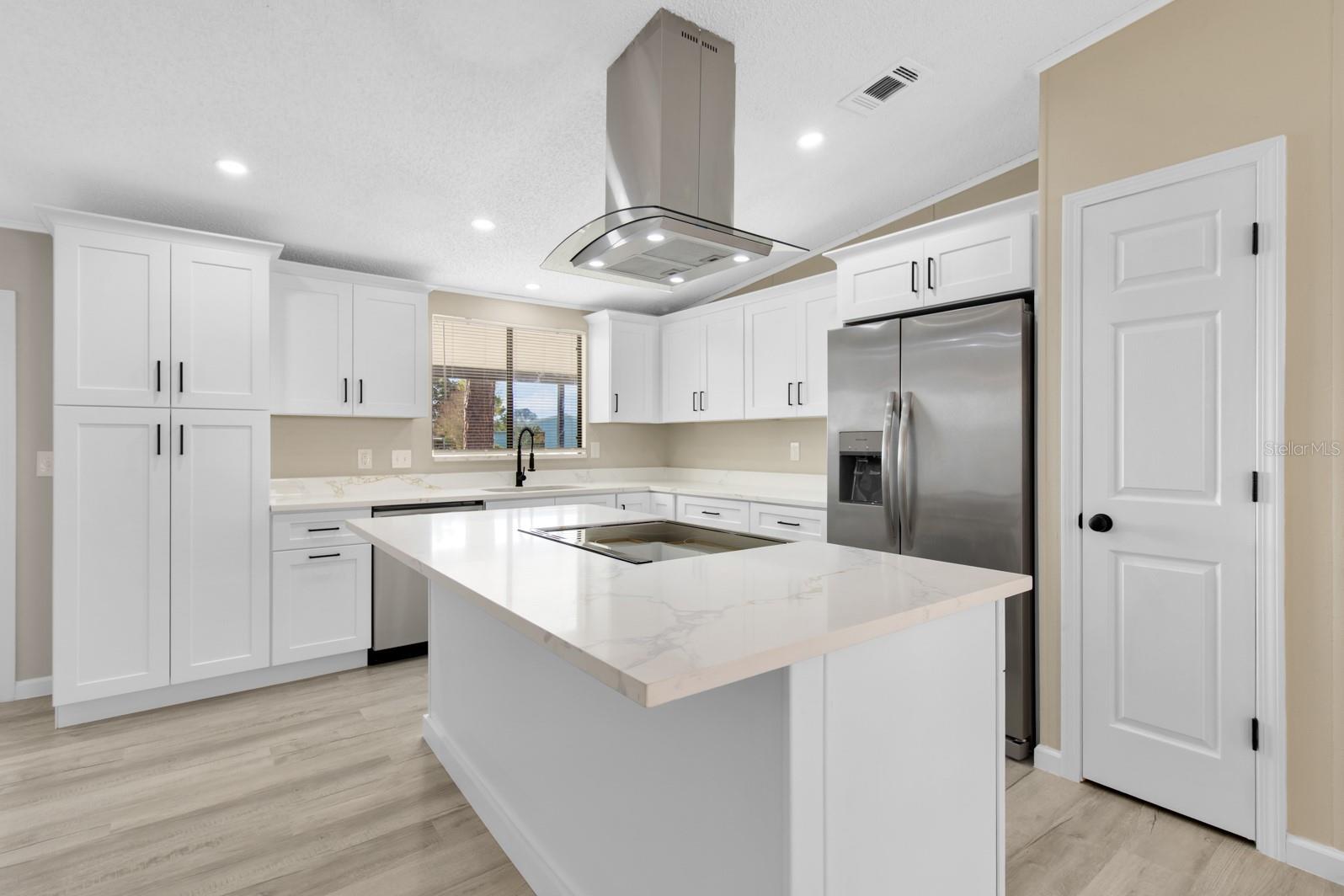 217 Ellsworth Drive, FL