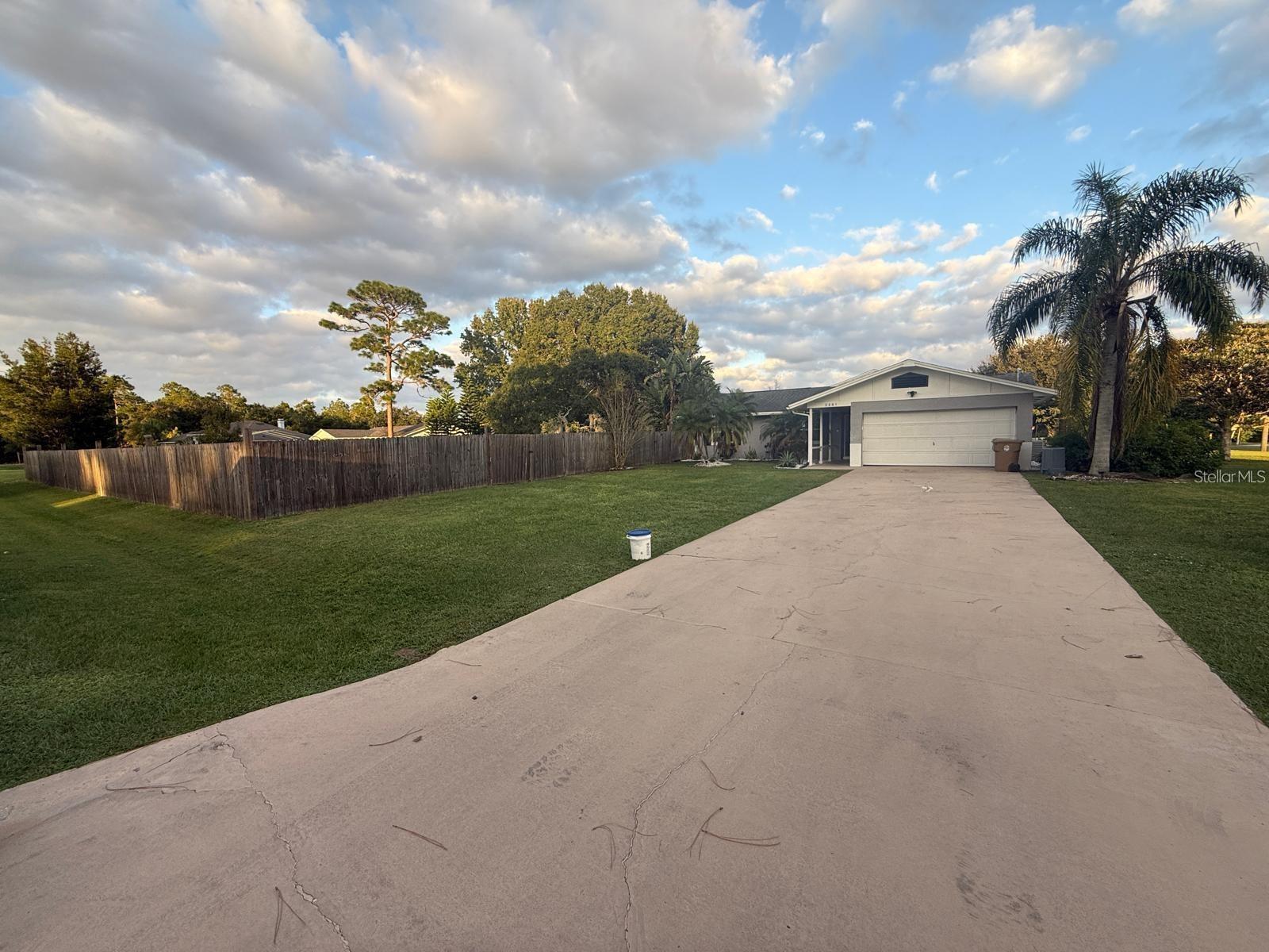 2201 Hickory Wood Court, FL