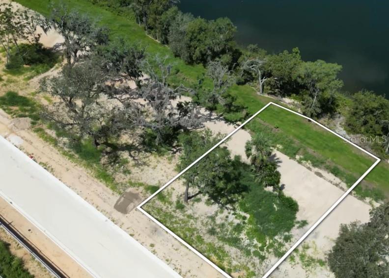 173 Tranquil Mirror Lake Court, FL