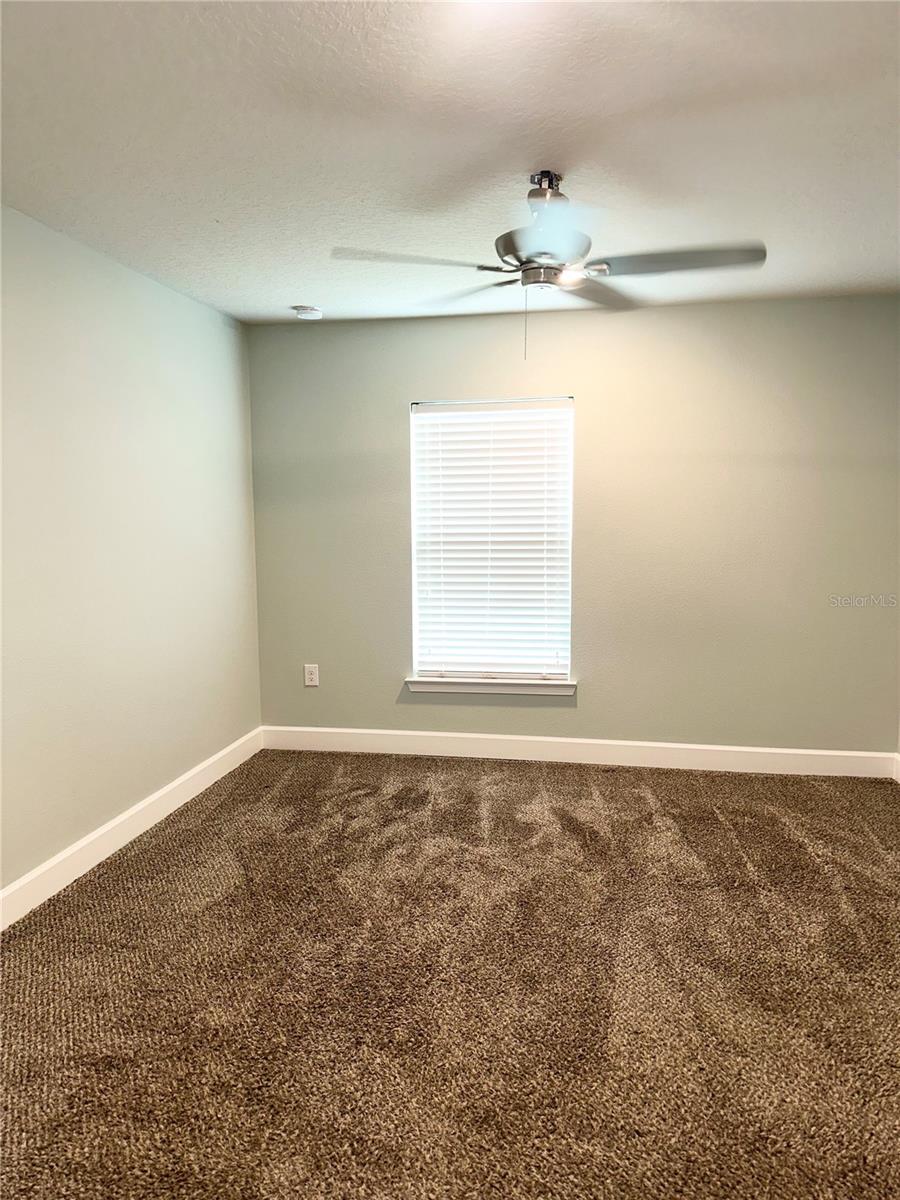 430 Big Sioux Ct, FL