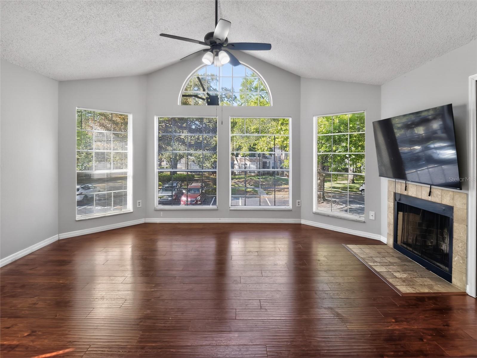 682 Youngstown Parkway, FL