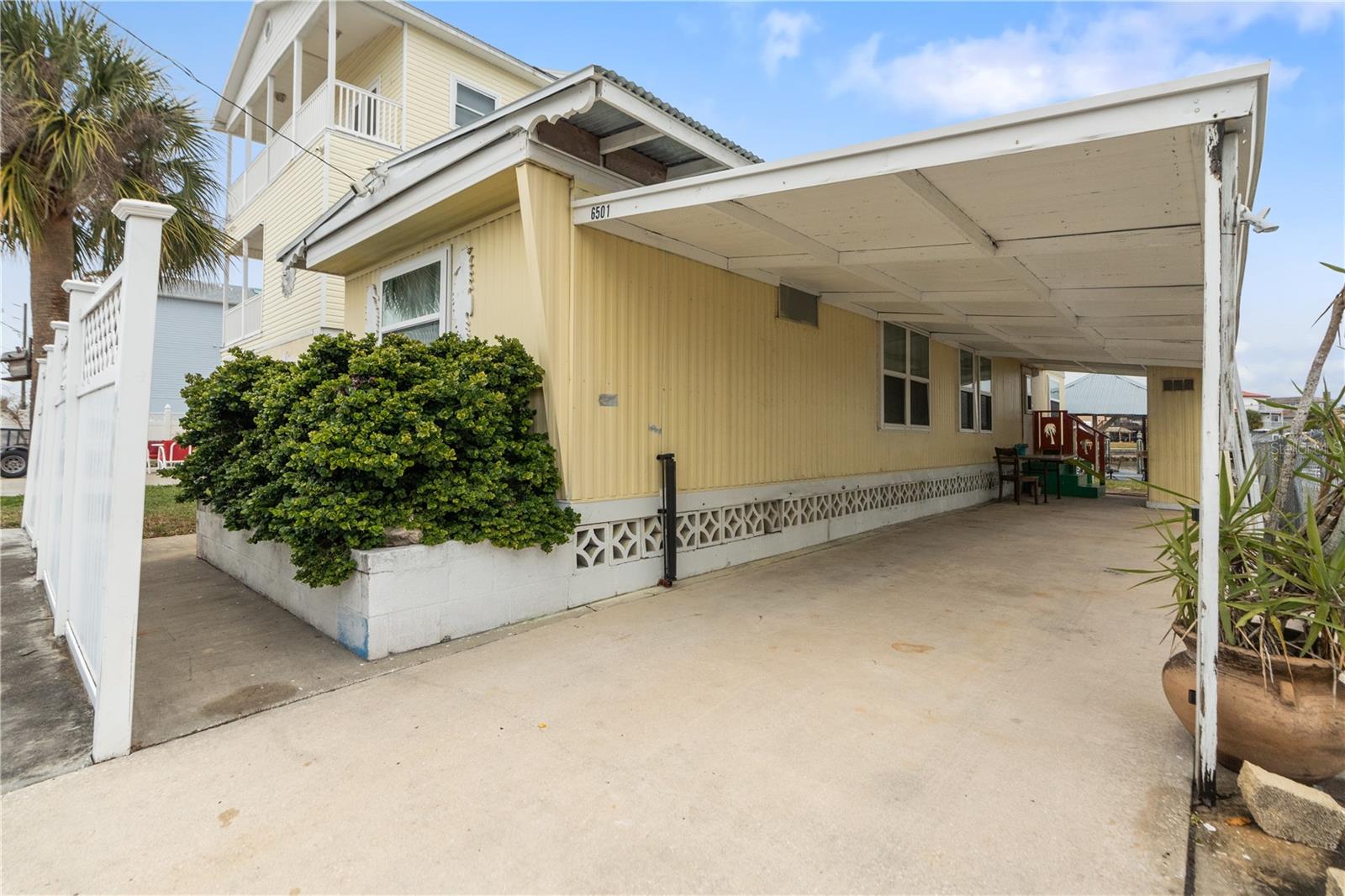 6501 Clark Street, FL