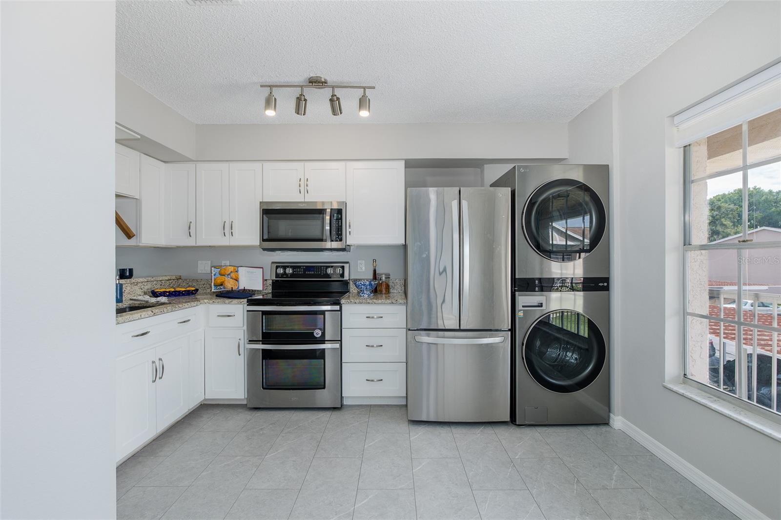 4933 Myrtle Oak Drive, FL
