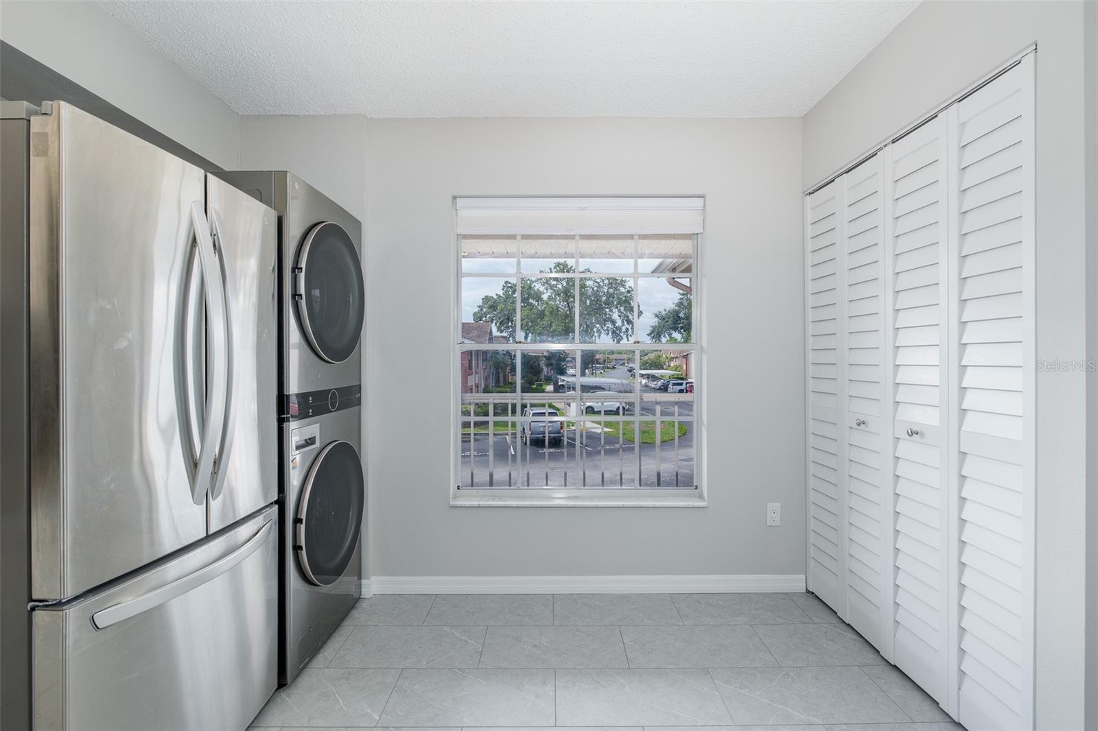 4933 Myrtle Oak Drive, FL