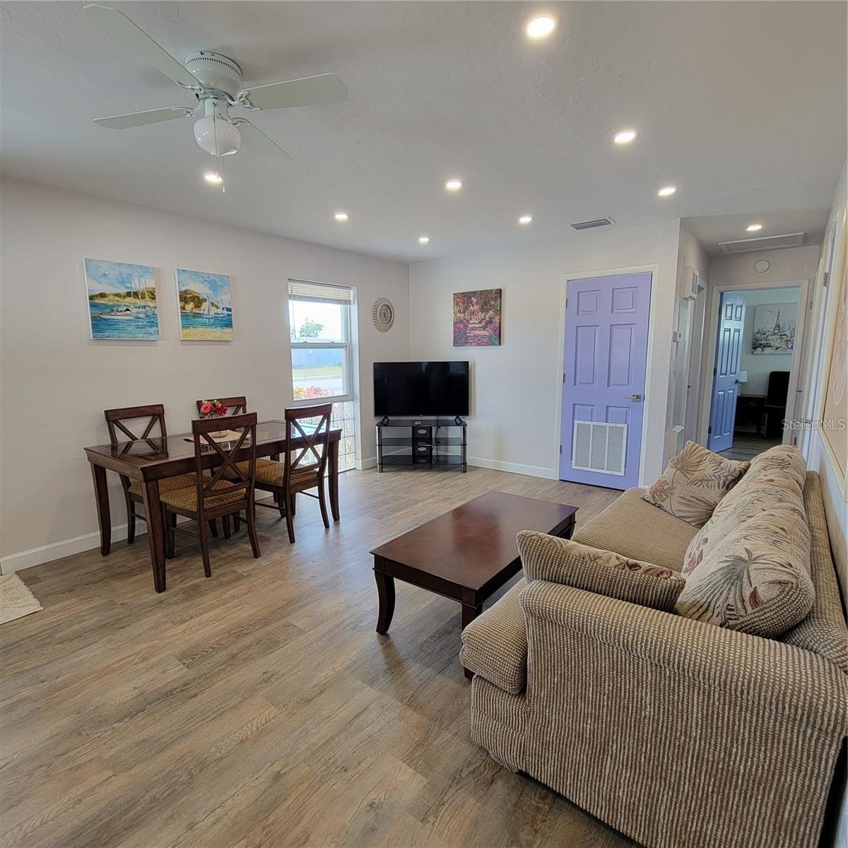 8134 Aero Avenue, FL