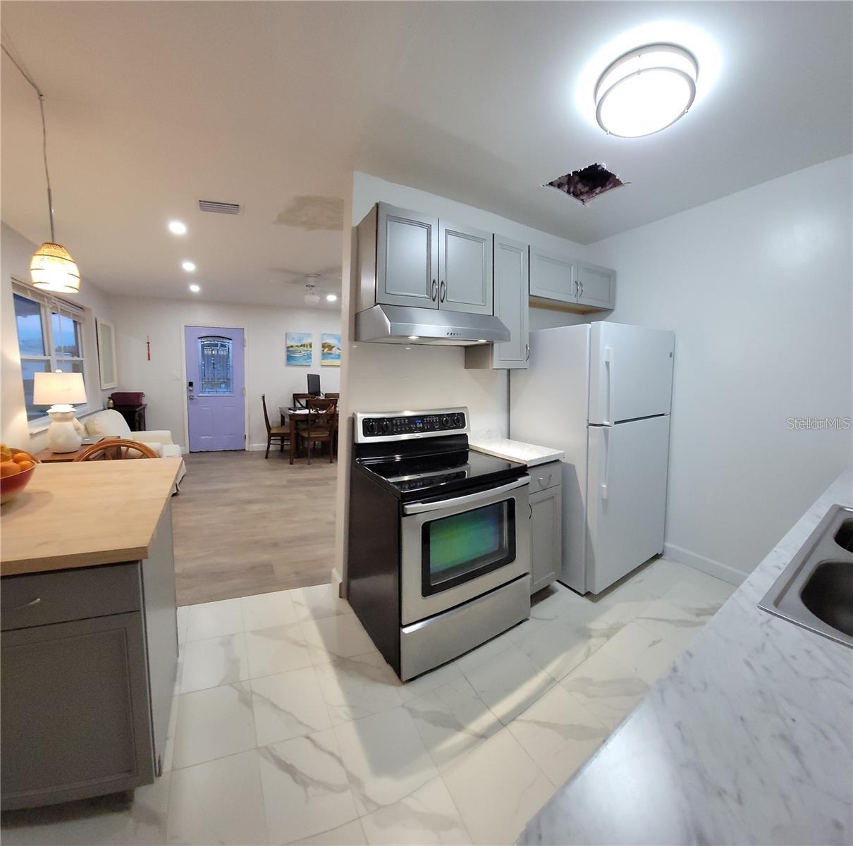 8134 Aero Avenue, FL
