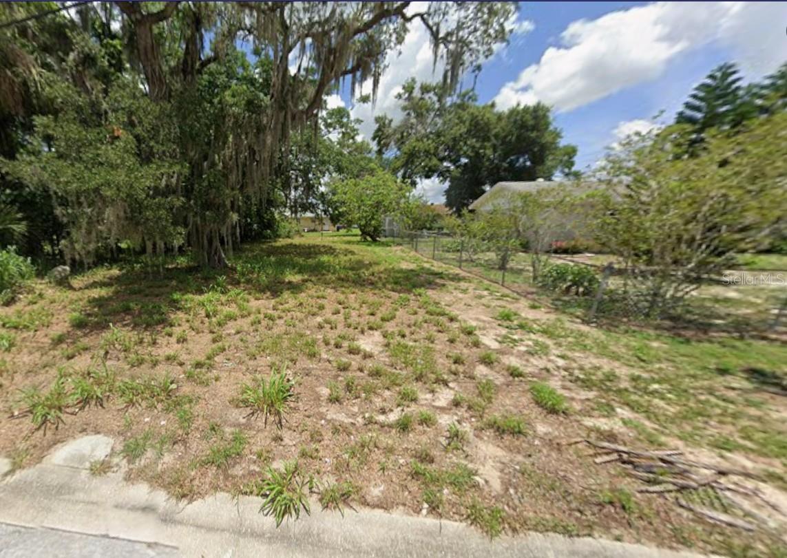 206 Stuart Avenue, FL