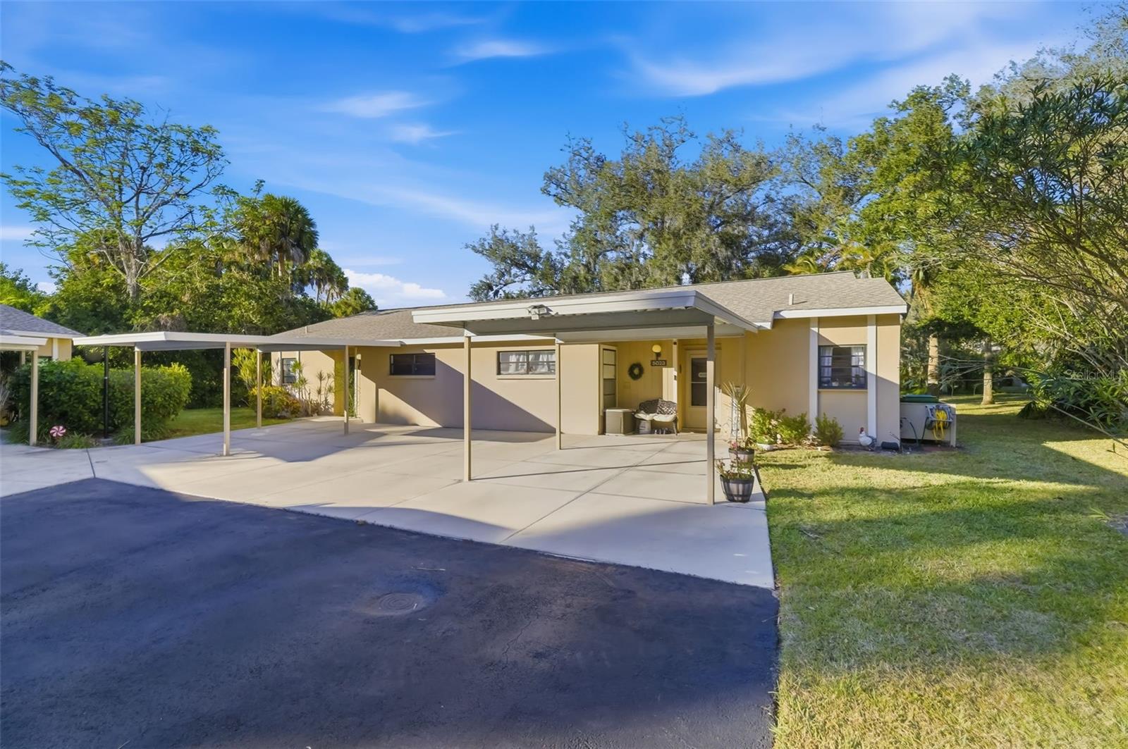 5023 Village Gardens Drive, FL