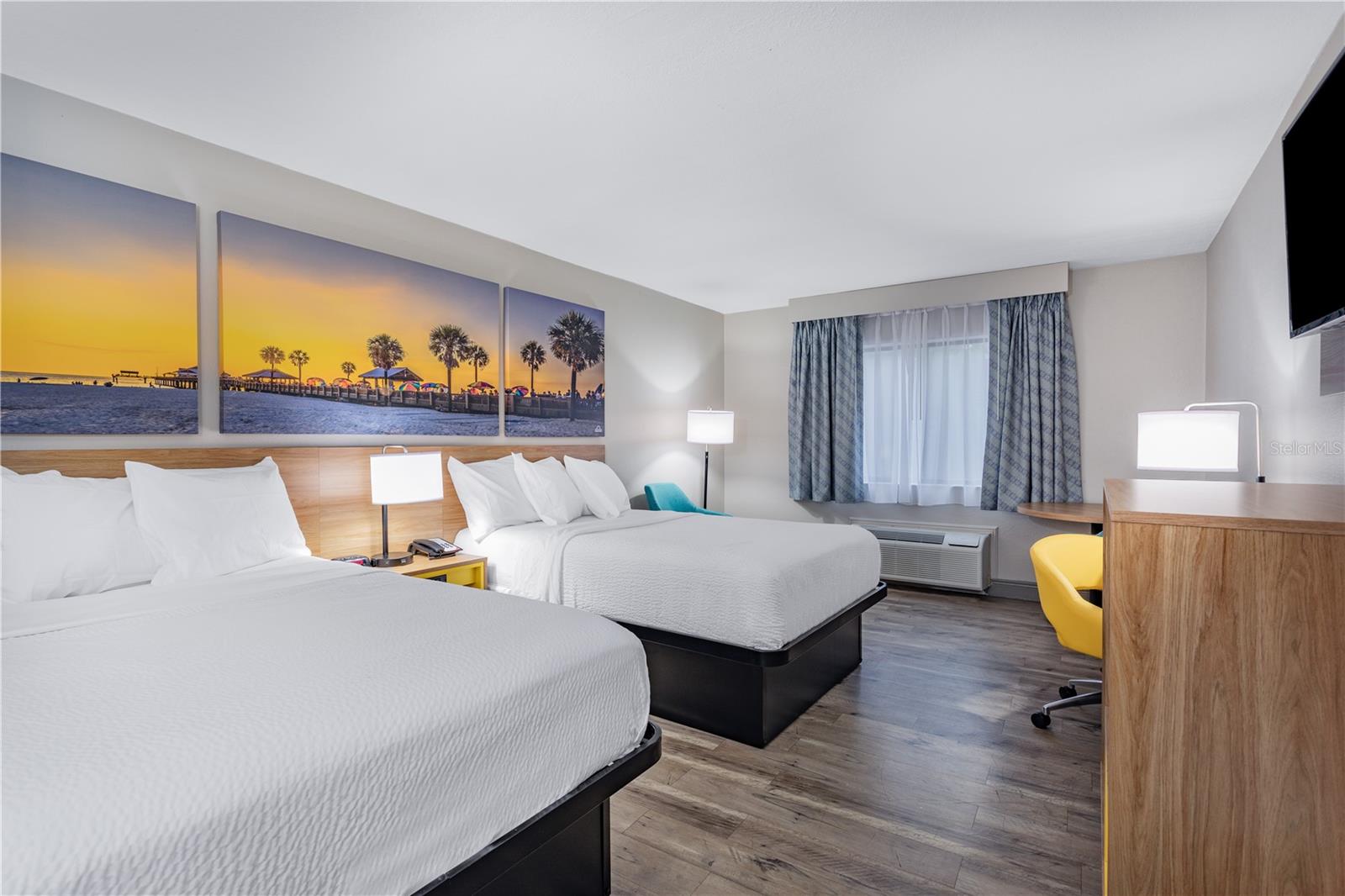 8245 Us-17-92 Highway, FL