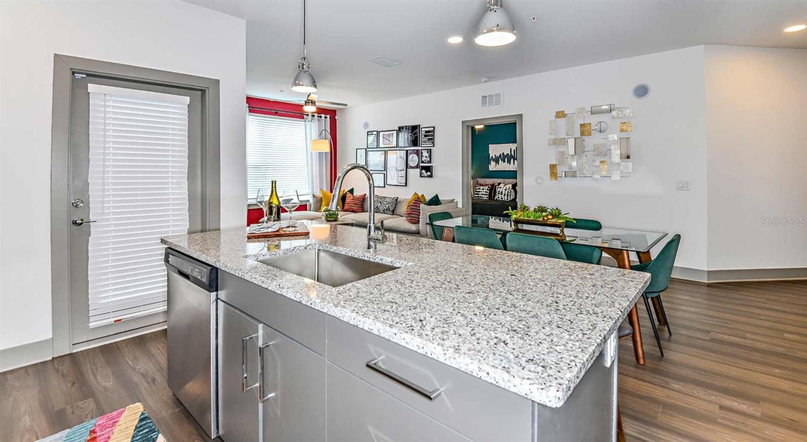 1040 Jamison Loop, FL