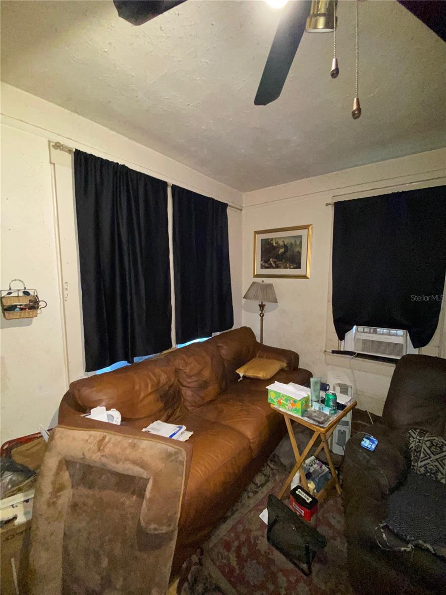 6909 Navin Avenue, FL