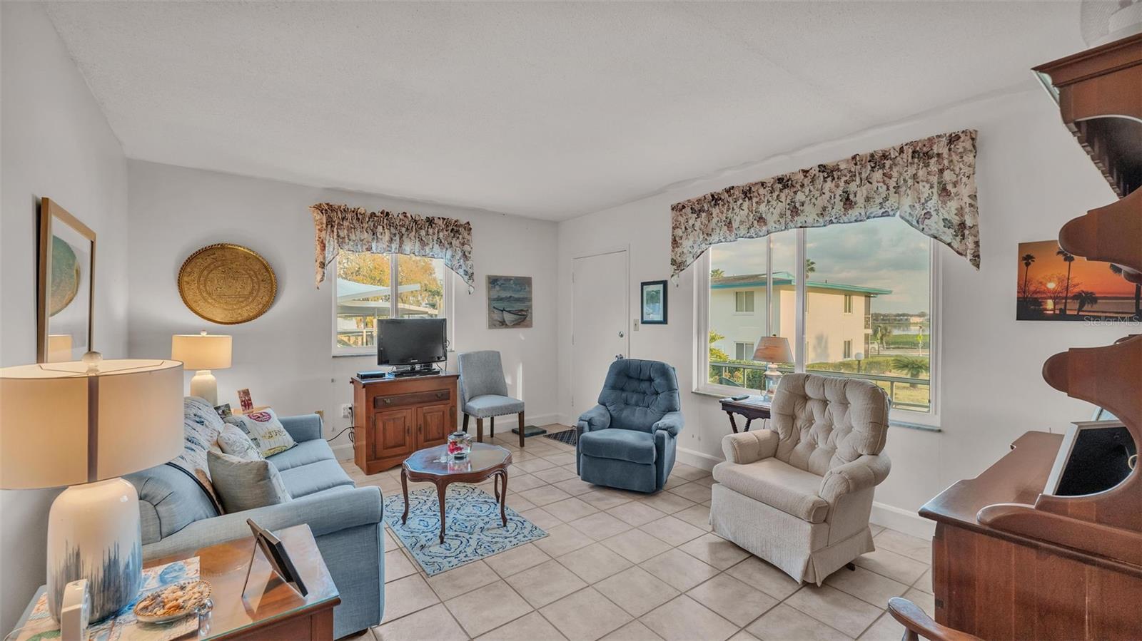 1600 Lake Parker Drive, FL
