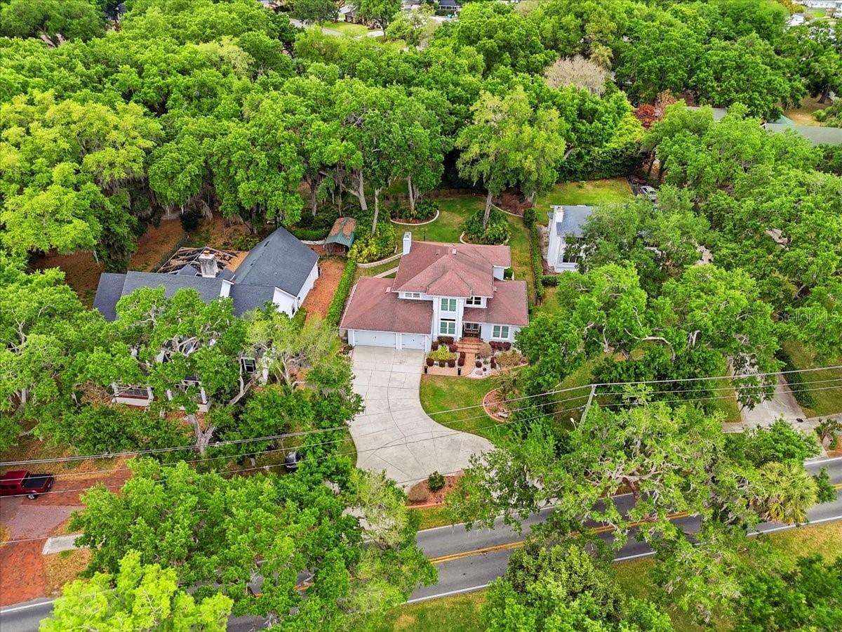 2000 Lake Ariana Boulevard, FL