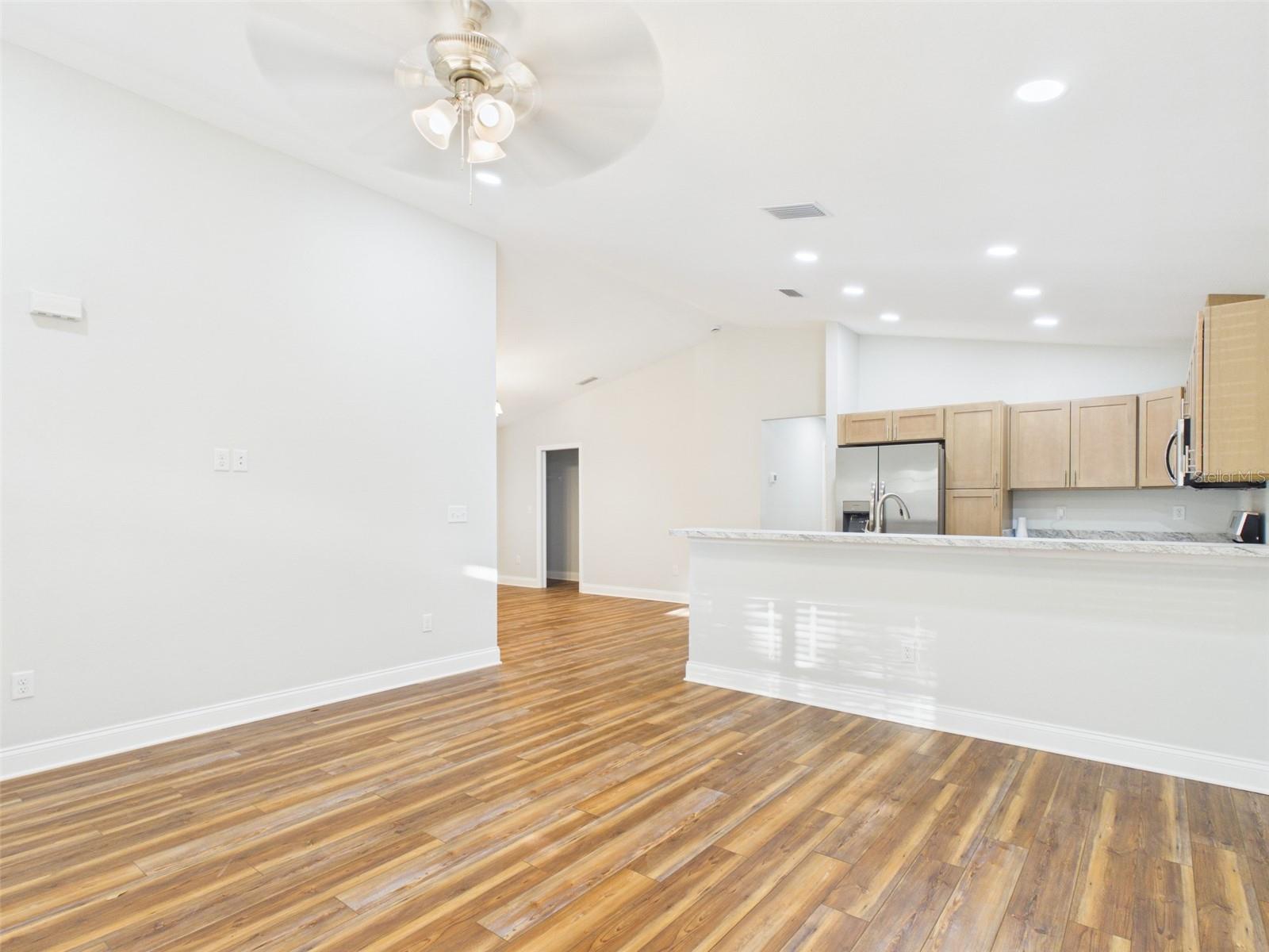 837 Lincoln Avenue, FL