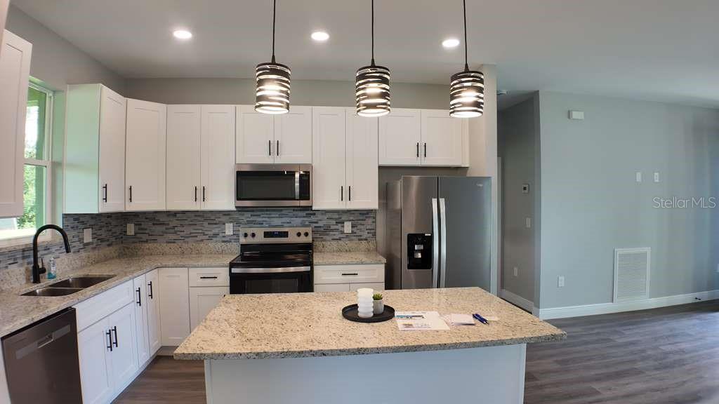 4200 Leaf Road, FL