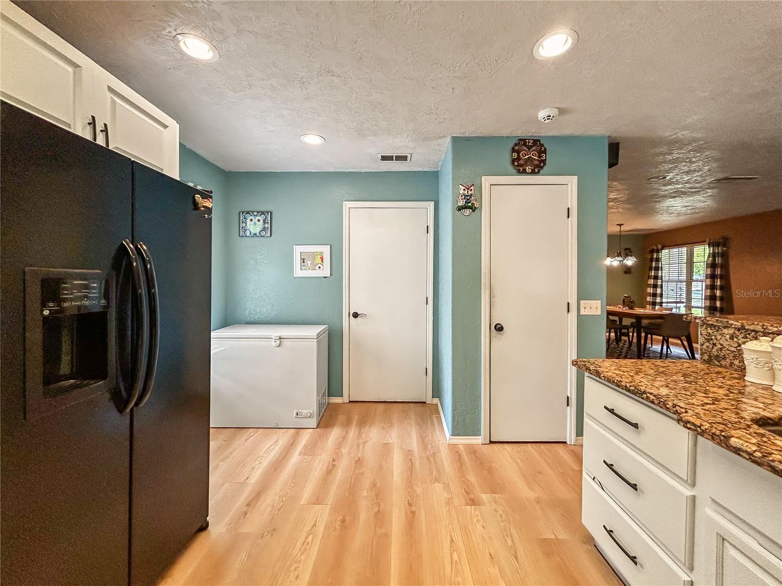 525 Avenue A, FL