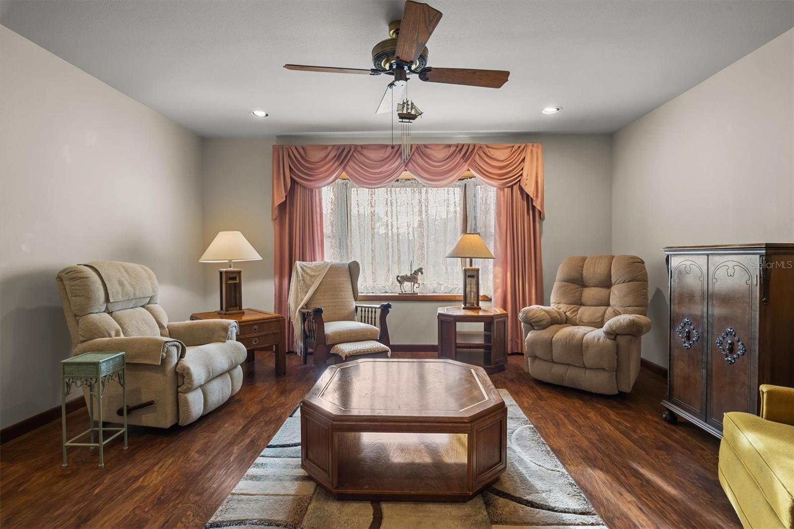 6509 Angus Drive, FL