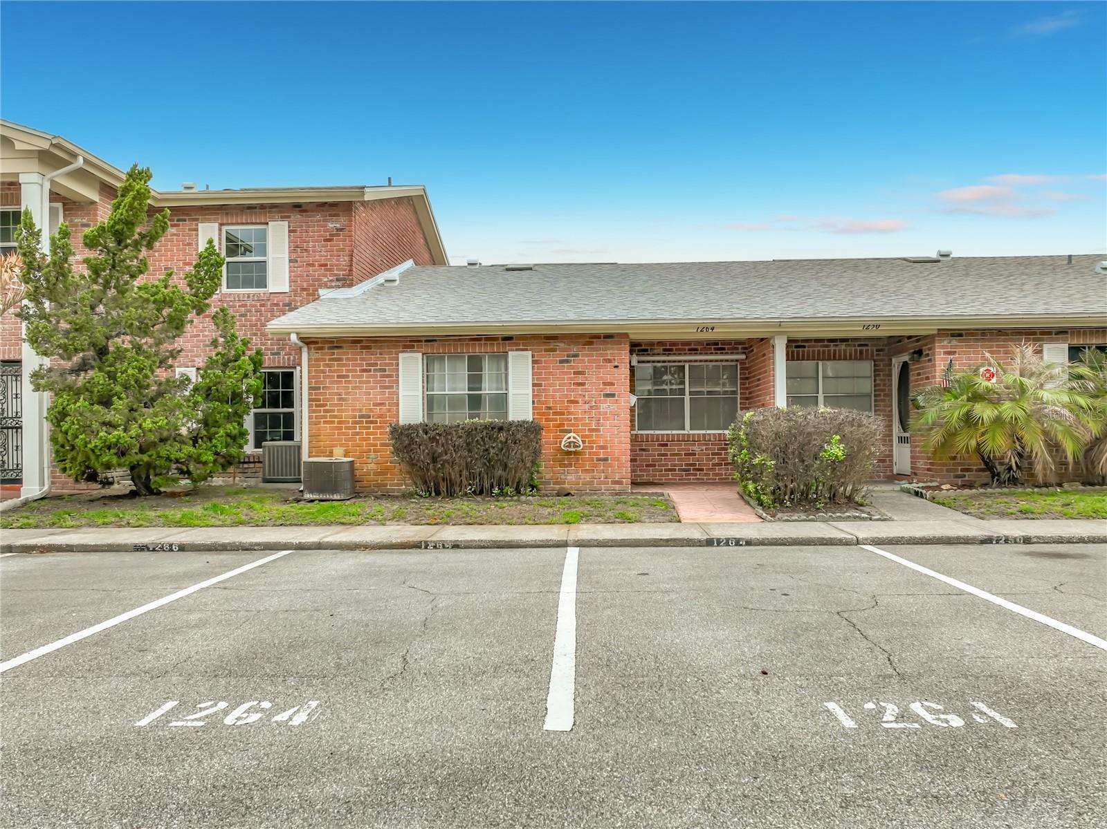 1264 Village Way, FL
