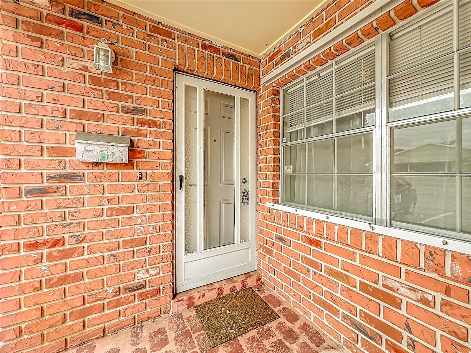 1264 Village Way, FL
