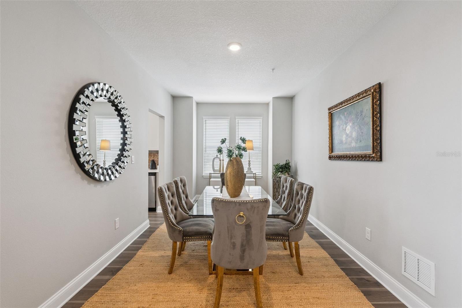 7521 Laureate Boulevard, FL