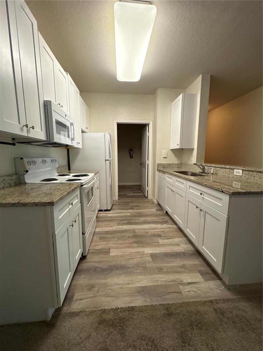 8009 Hemingway Circle, FL