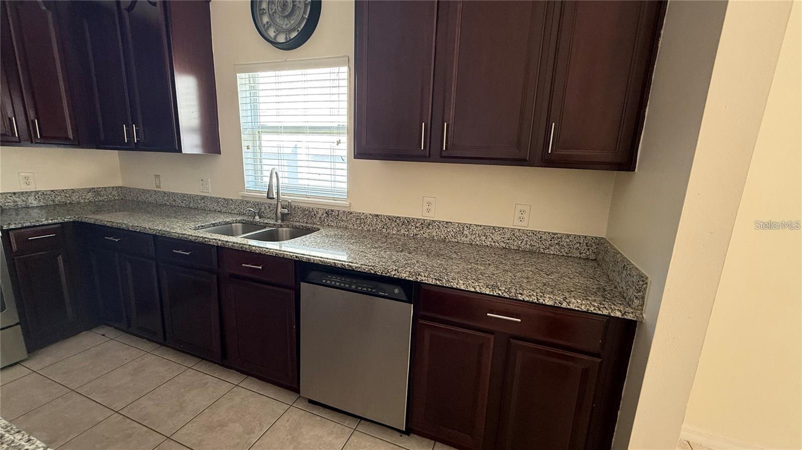 979 Hacienda Circle, FL
