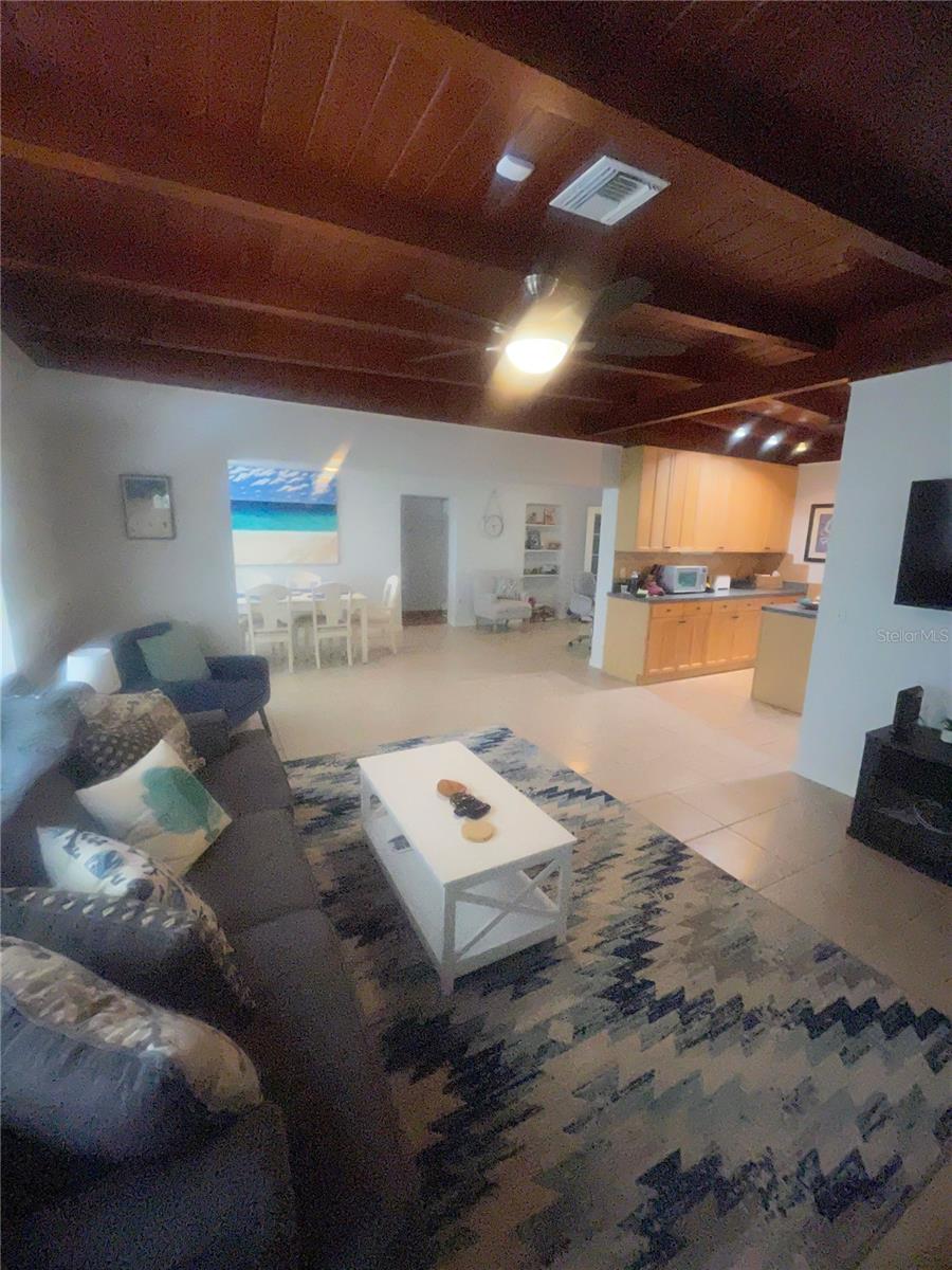 428 Court Street, FL