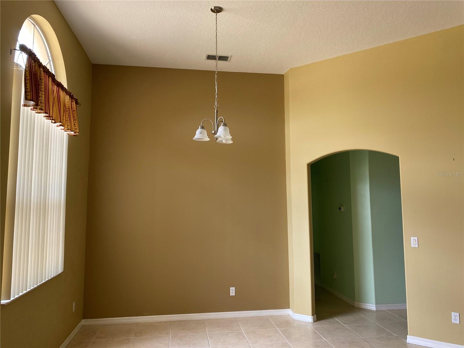 12934 Colonnade Circle, FL