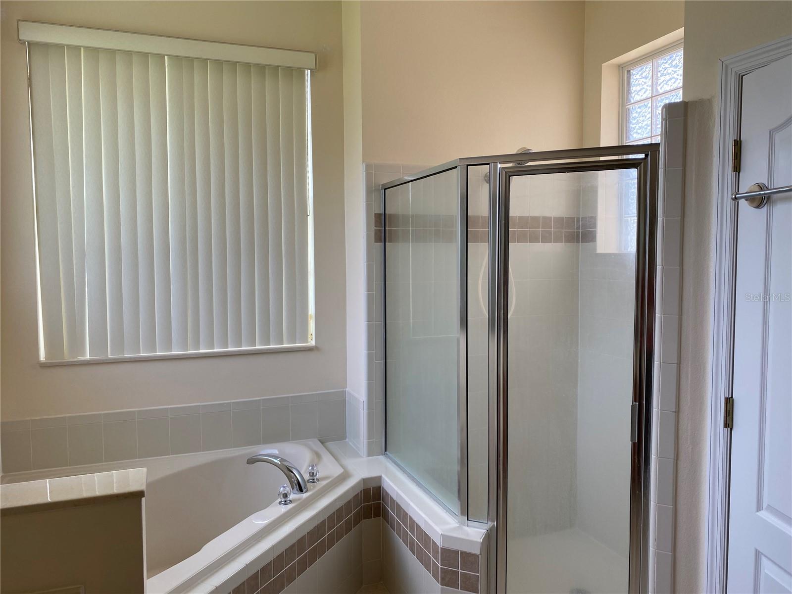12934 Colonnade Circle, FL