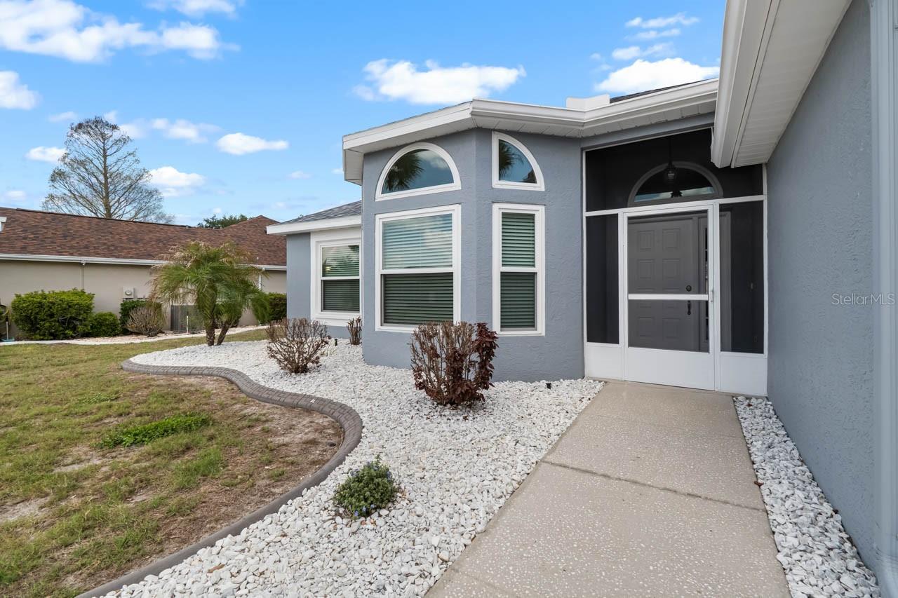 327 Caloosa Woods Lane, FL