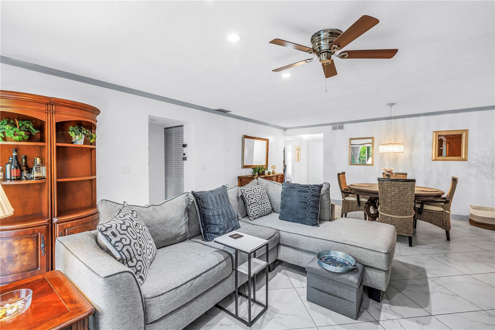 415 Spring Lakes Boulevard, FL