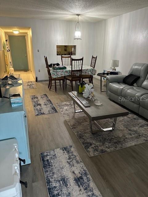 4079 Lake Bayshore Drive, FL