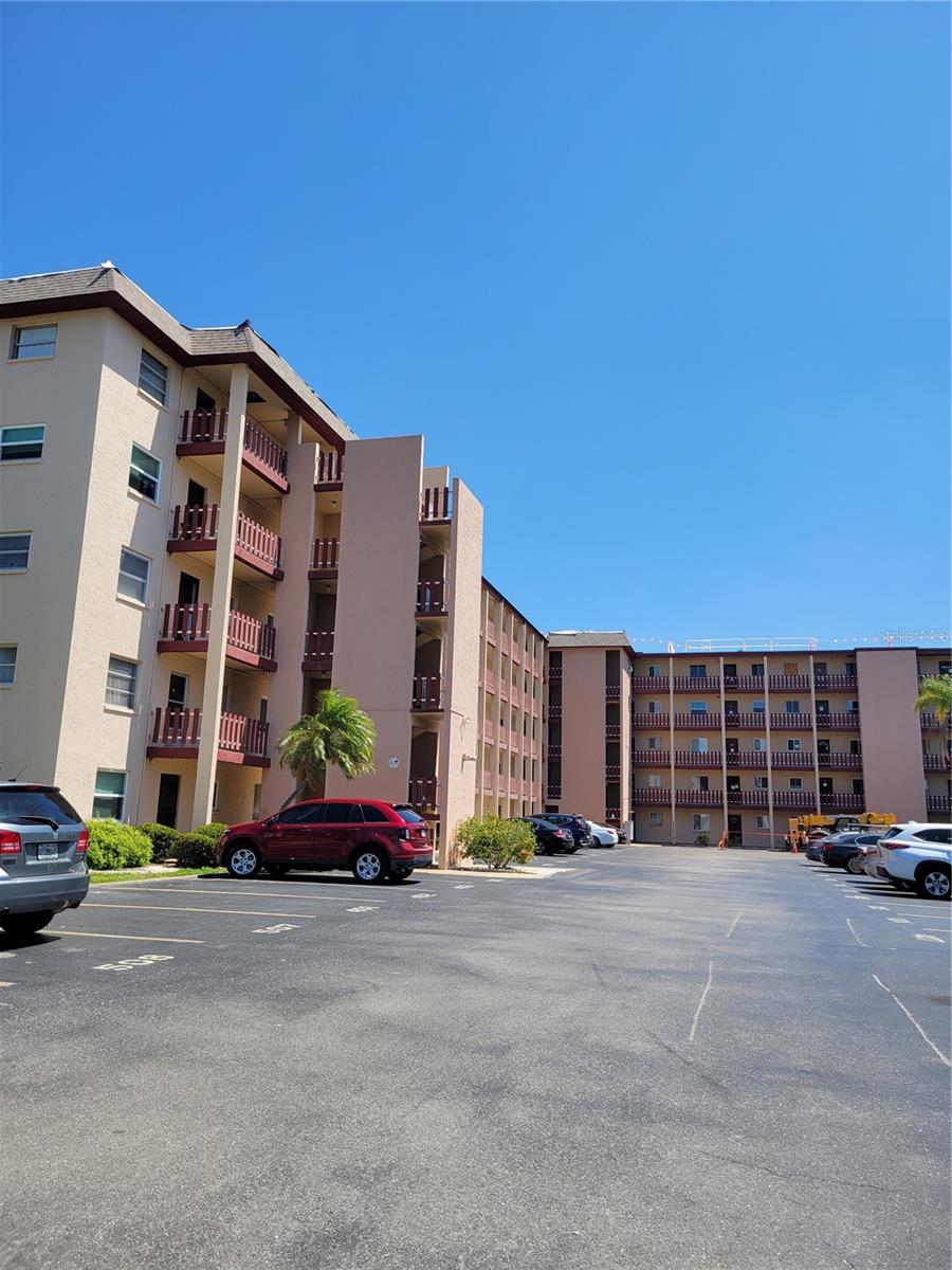 4079 Lake Bayshore Drive, FL