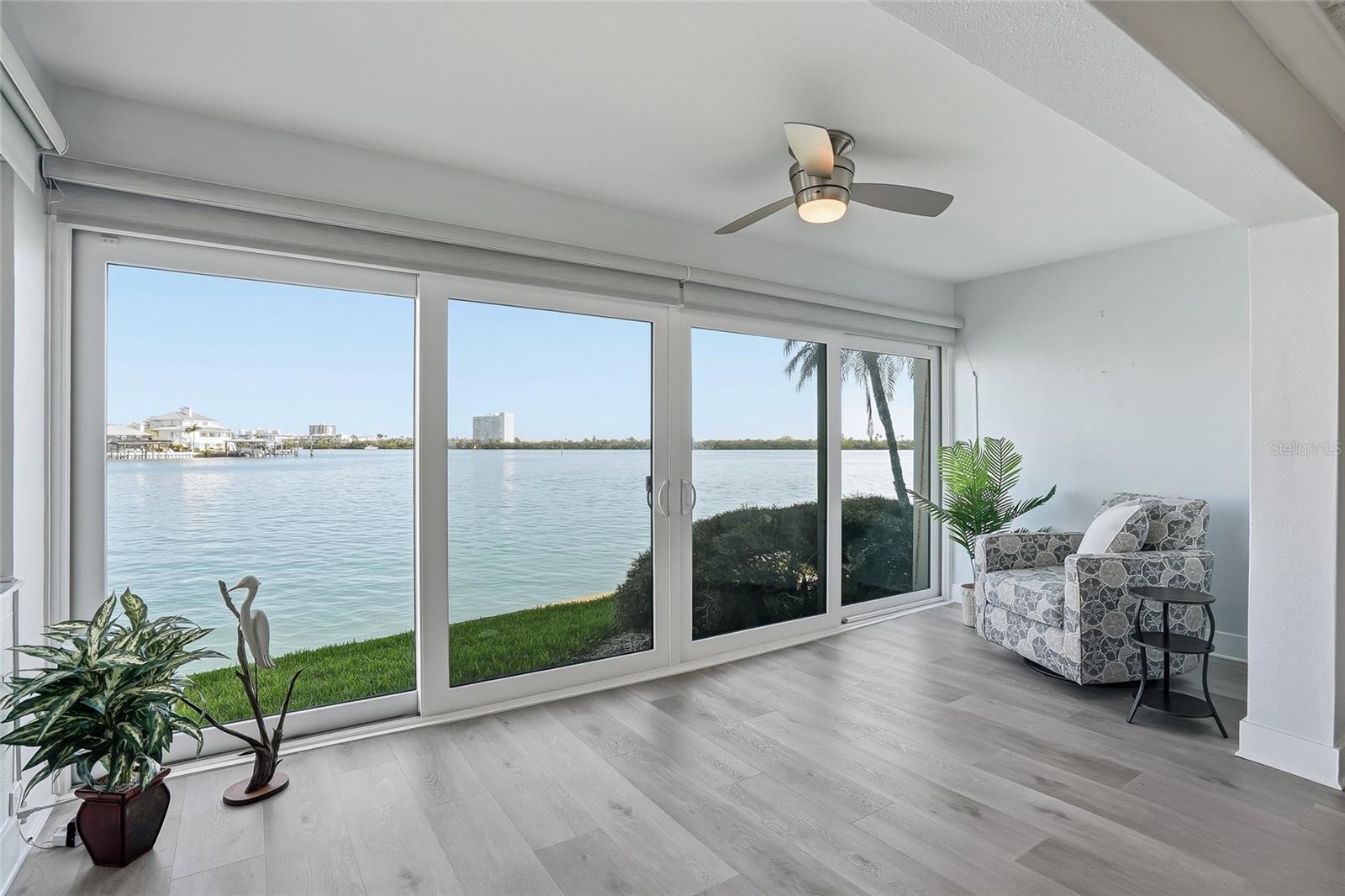 868 Bayway Boulevard, FL