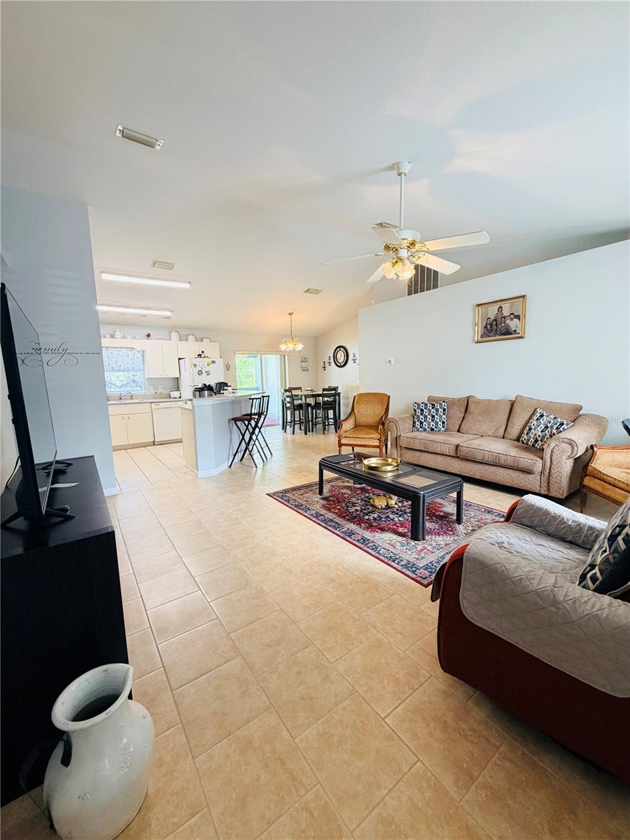 16 Pecan Drive Loop, FL