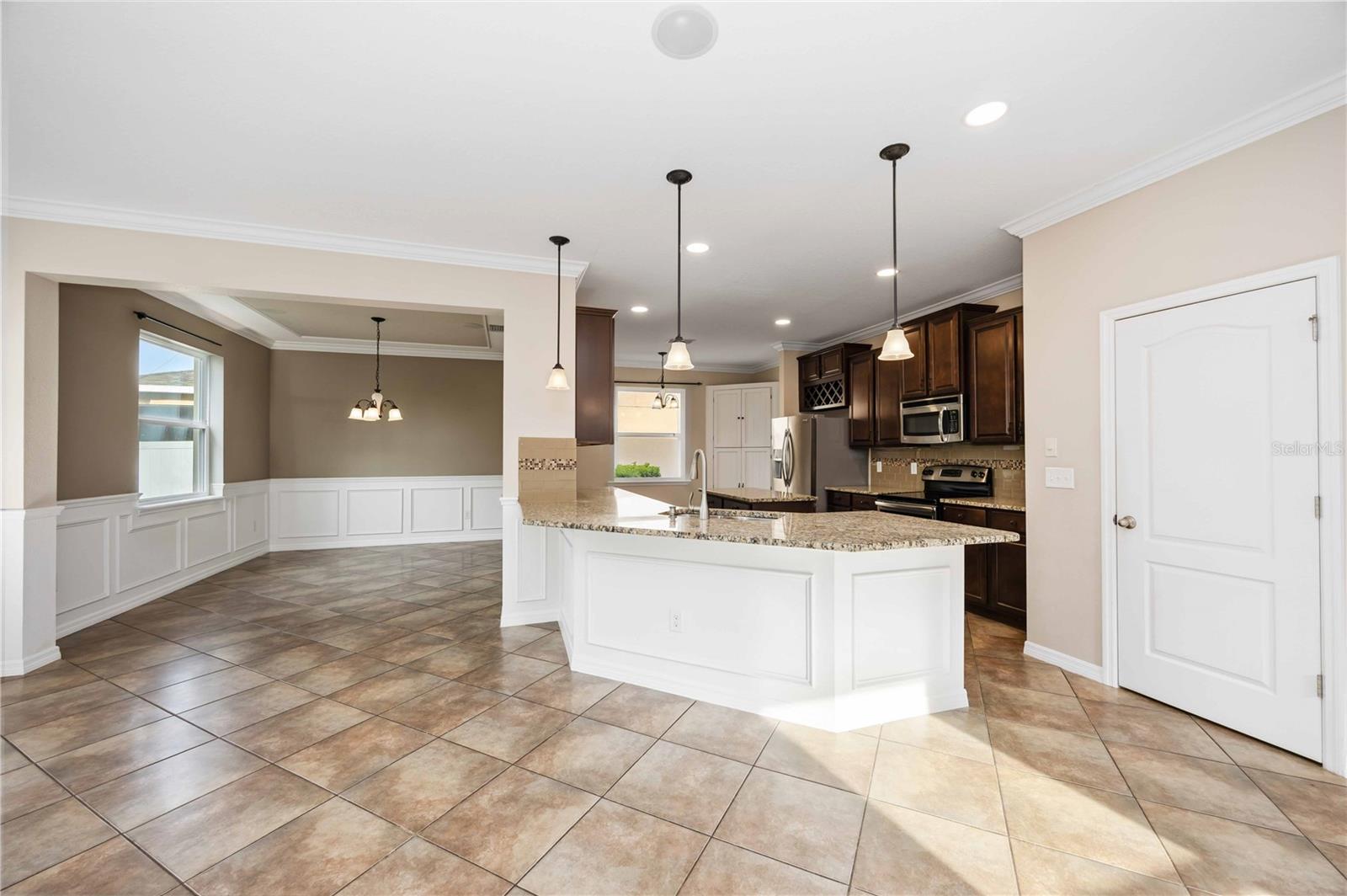 3937 King Bridge Place, FL