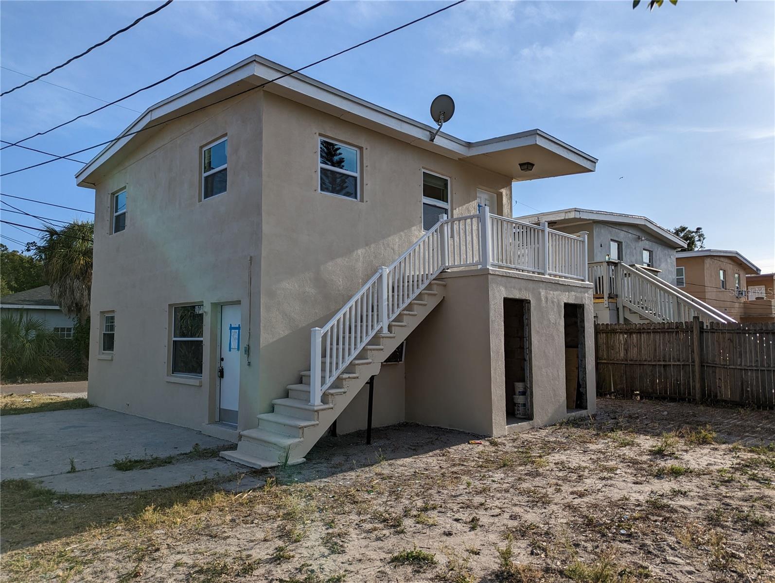 2000 Queensboro Avenue, FL