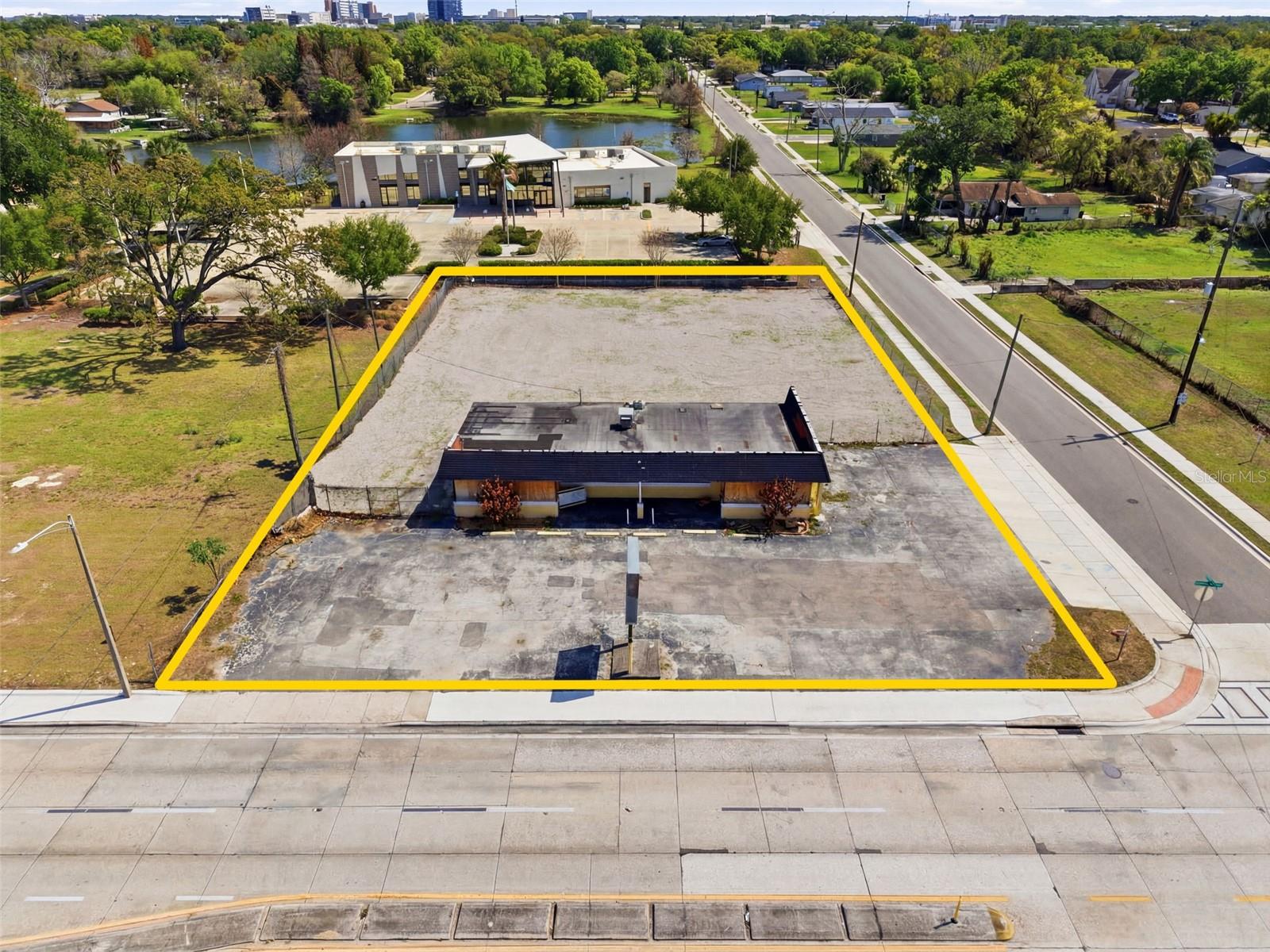 1919 Orange Blossom Trail, FL