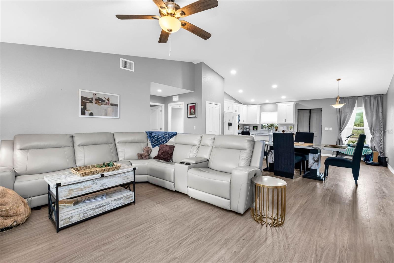 11615 Orange Avenue, FL