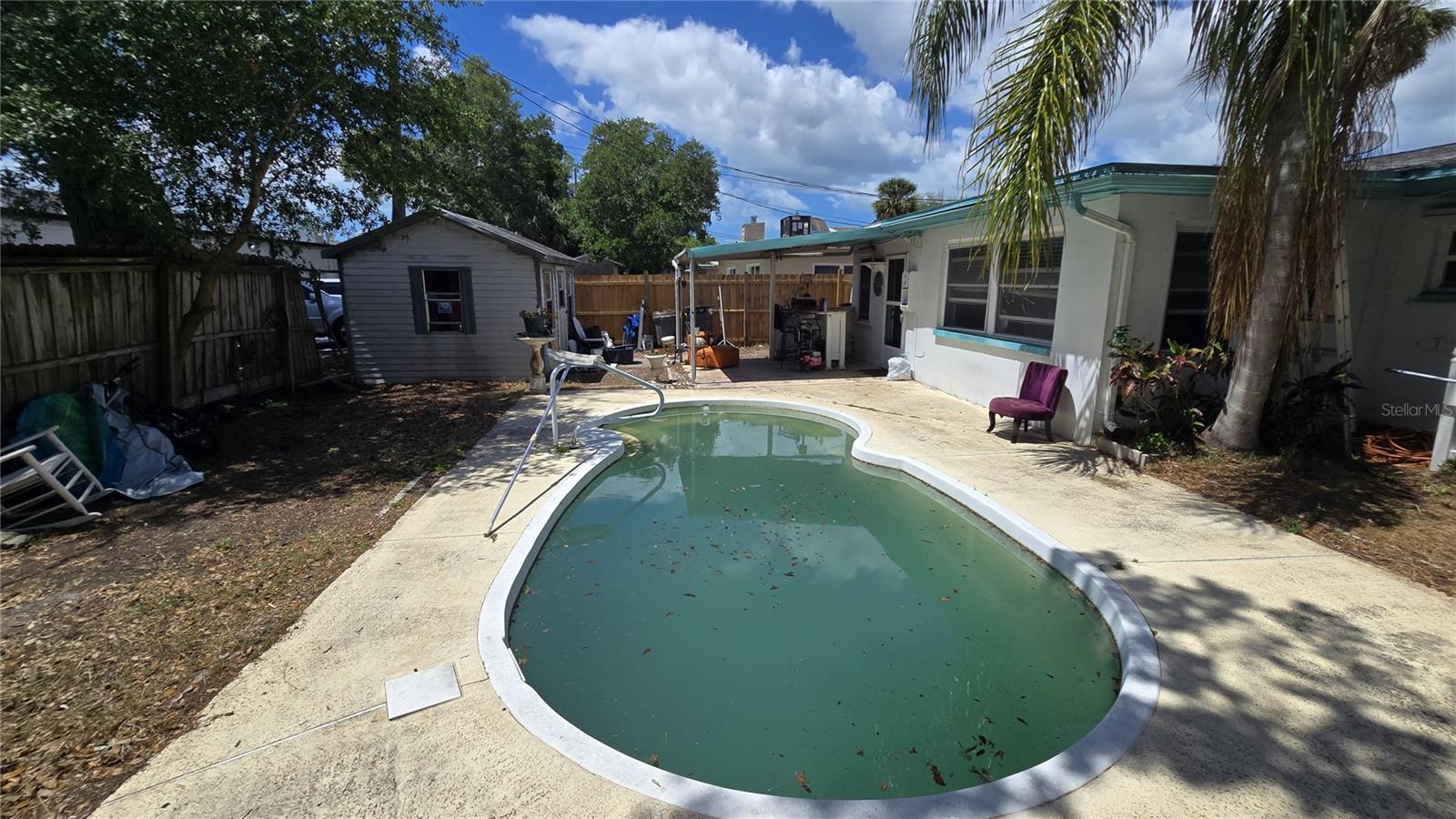 2221 Euclid Circle, FL