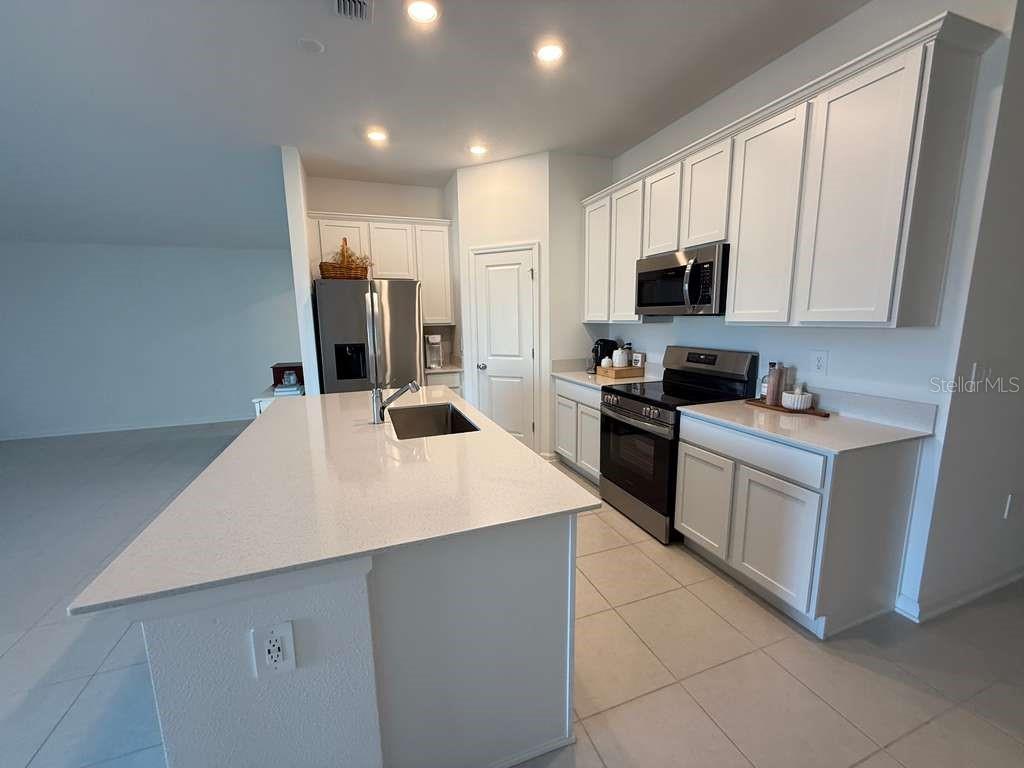 2359 Pocky Way, FL