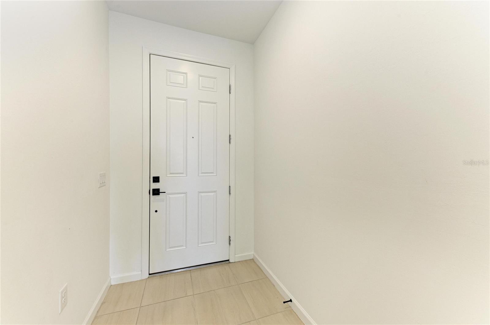 5637 Silverside Pine Court, FL