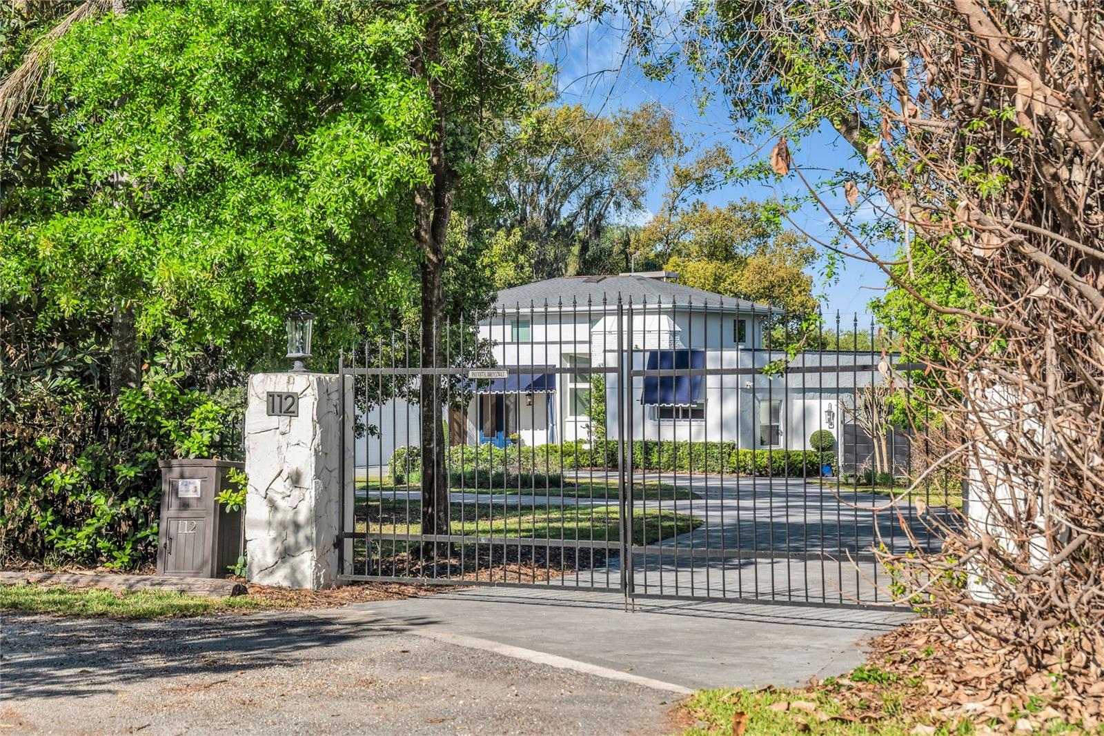 112 Laken Lane, FL
