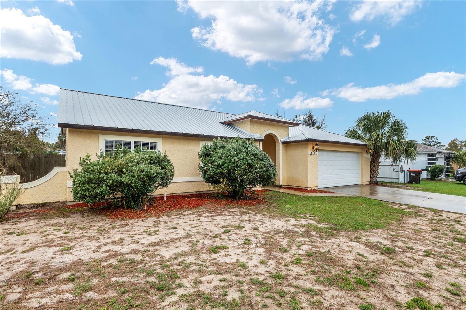 306 Oak Track Radial, FL